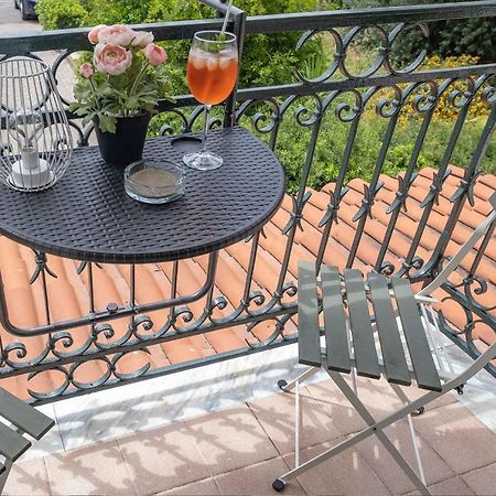 Taty Home Casa Vacanze Salerno Exteriör bild